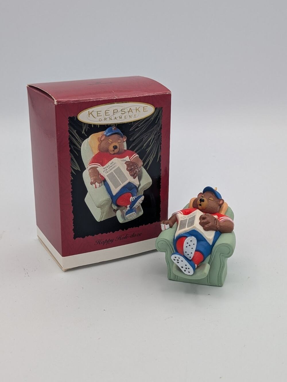 1996 Hallmark Keepsake Christmas Ornament Happy Holi-daze Sleeping Bear MIB VTG